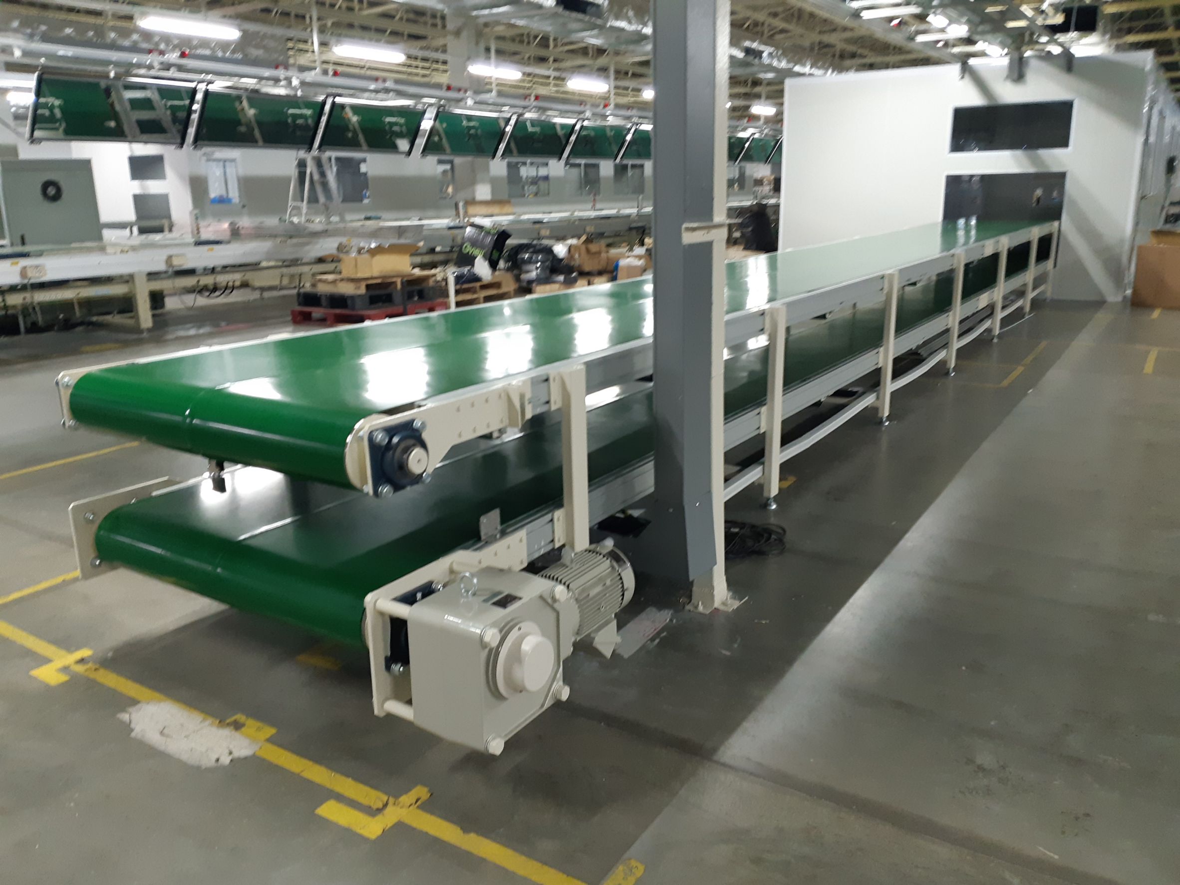 BELT CONVEYOR